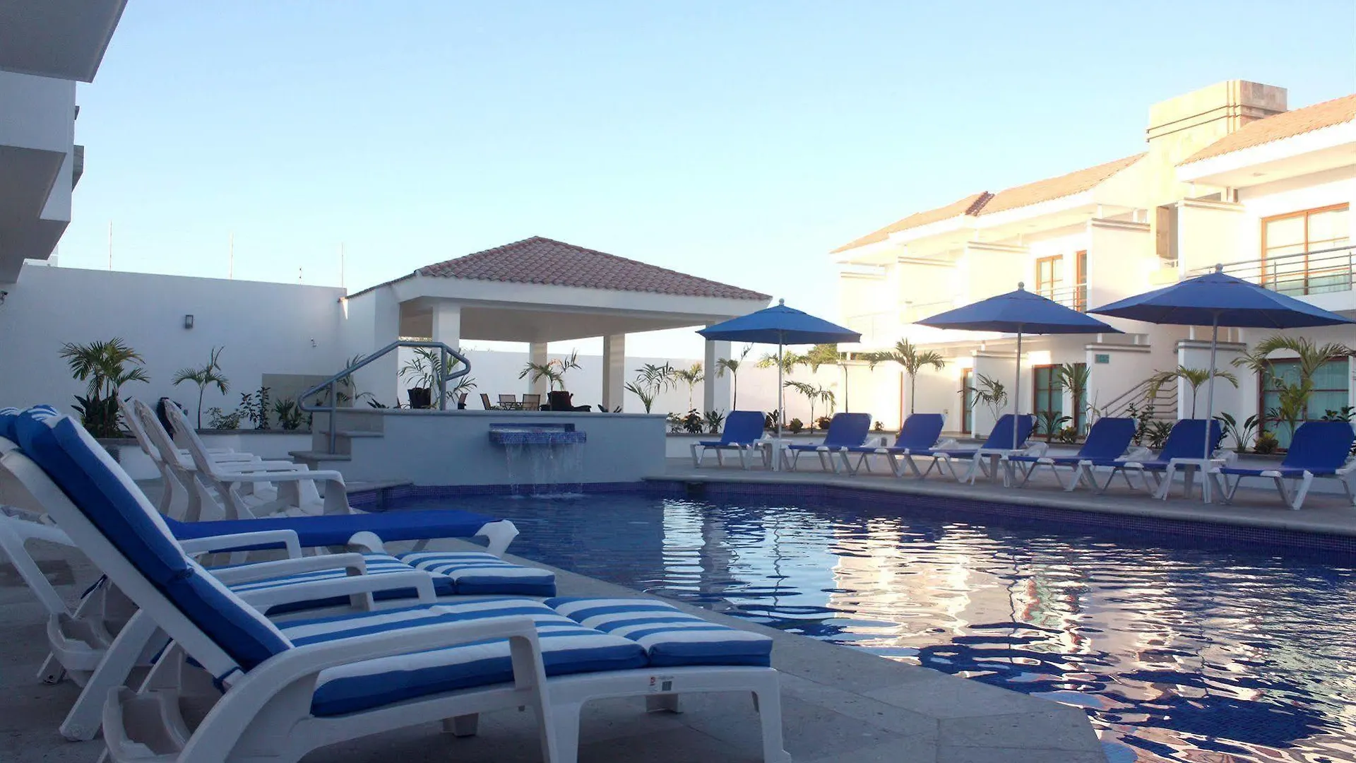 Marena Suites & Apartments Mazatlán